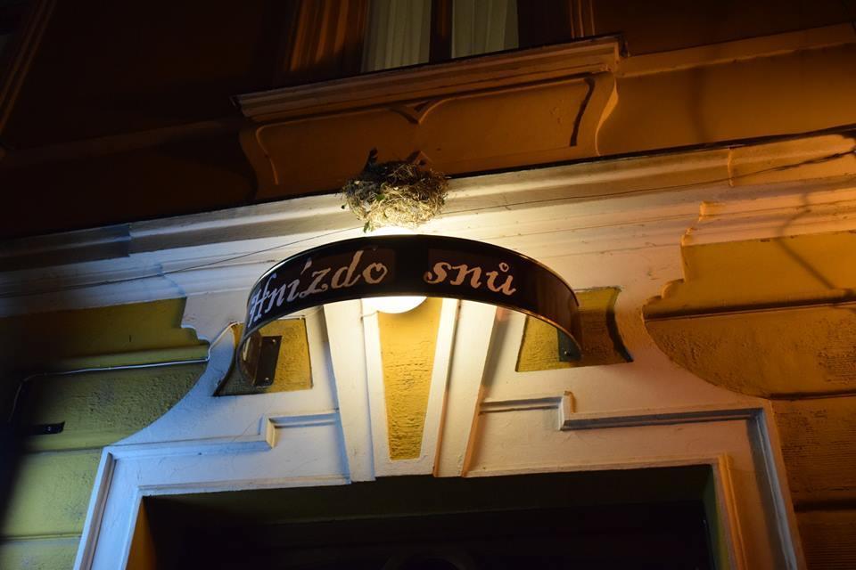 Hnizdo Snu Hotel Hradec Kralove Luaran gambar
